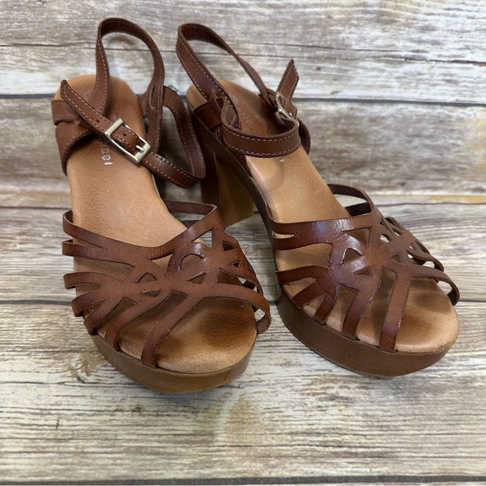 Eric Michael Brown Strappy Sandals, 38